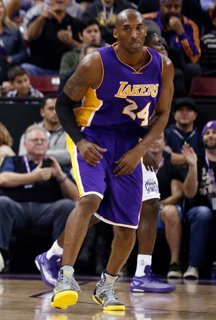 Kobe Bryant wearing Nike Kobe 9 Elite Grey/Black-Yellow PE (2)