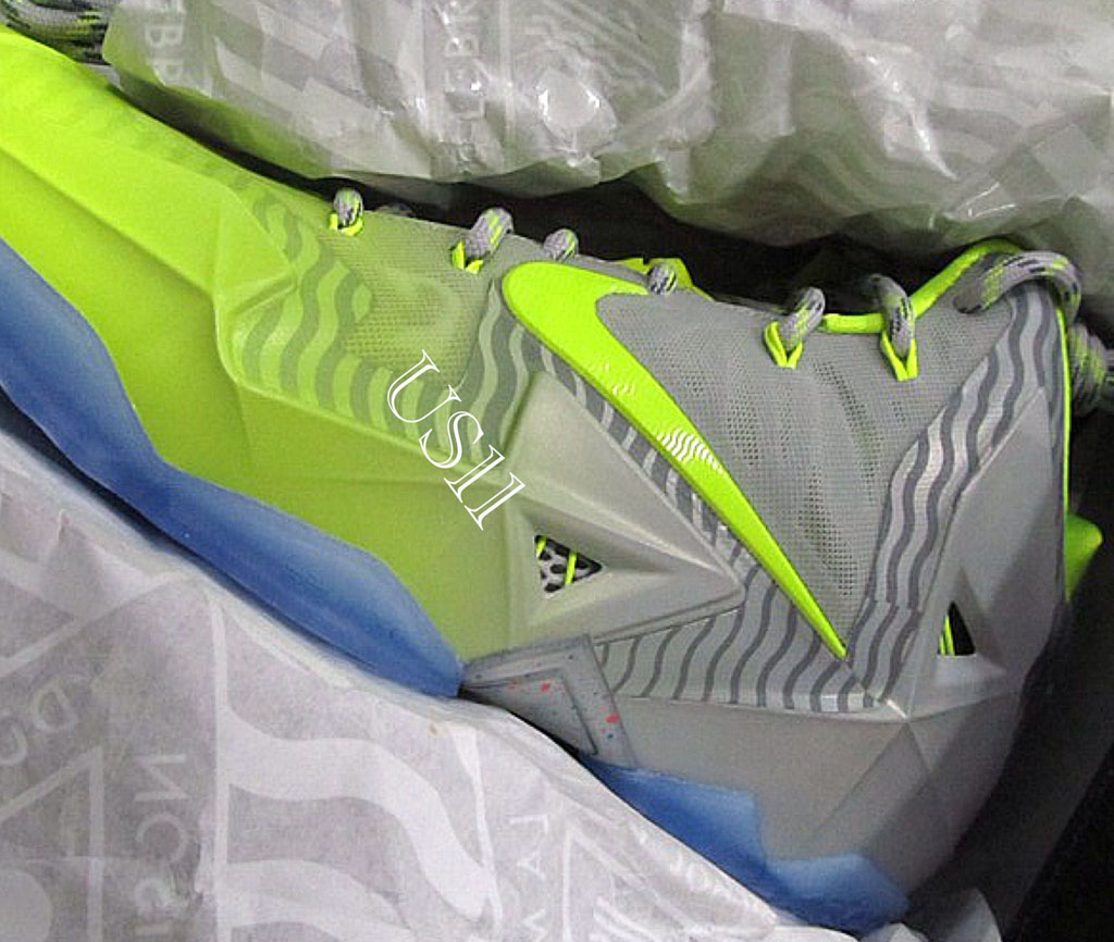 Nike LeBron XI 11 Maison Du LeBron Metallic Luster/Volt-Ice 683252-074 Release Date