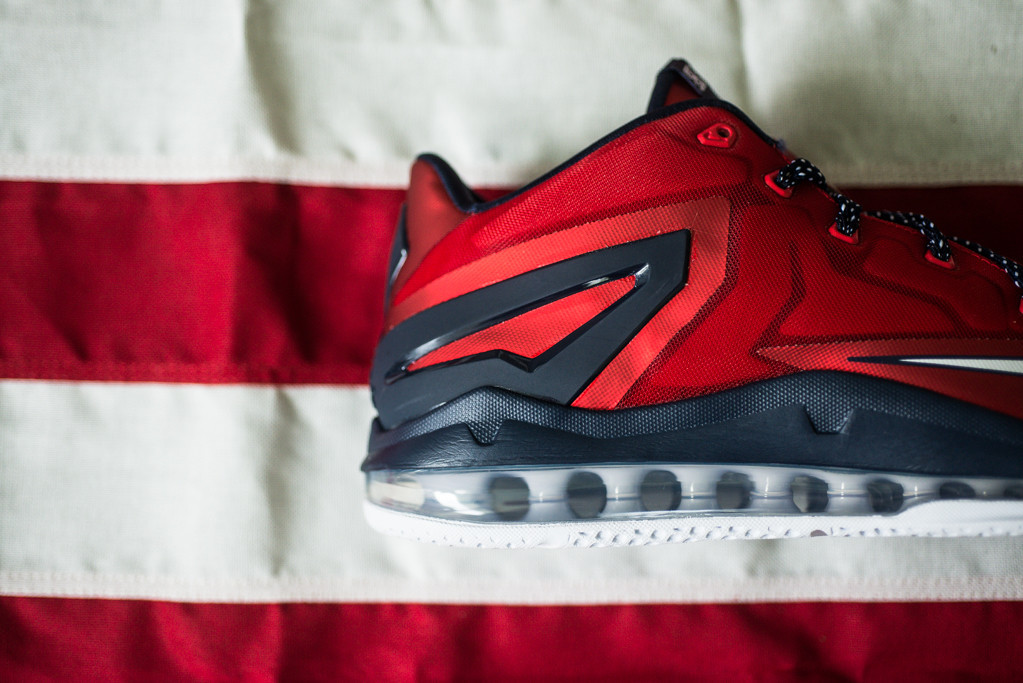Nike Air Max LeBron 11 Low Independence Day Heel