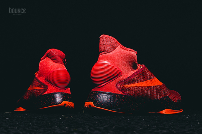 nike hypersweep red