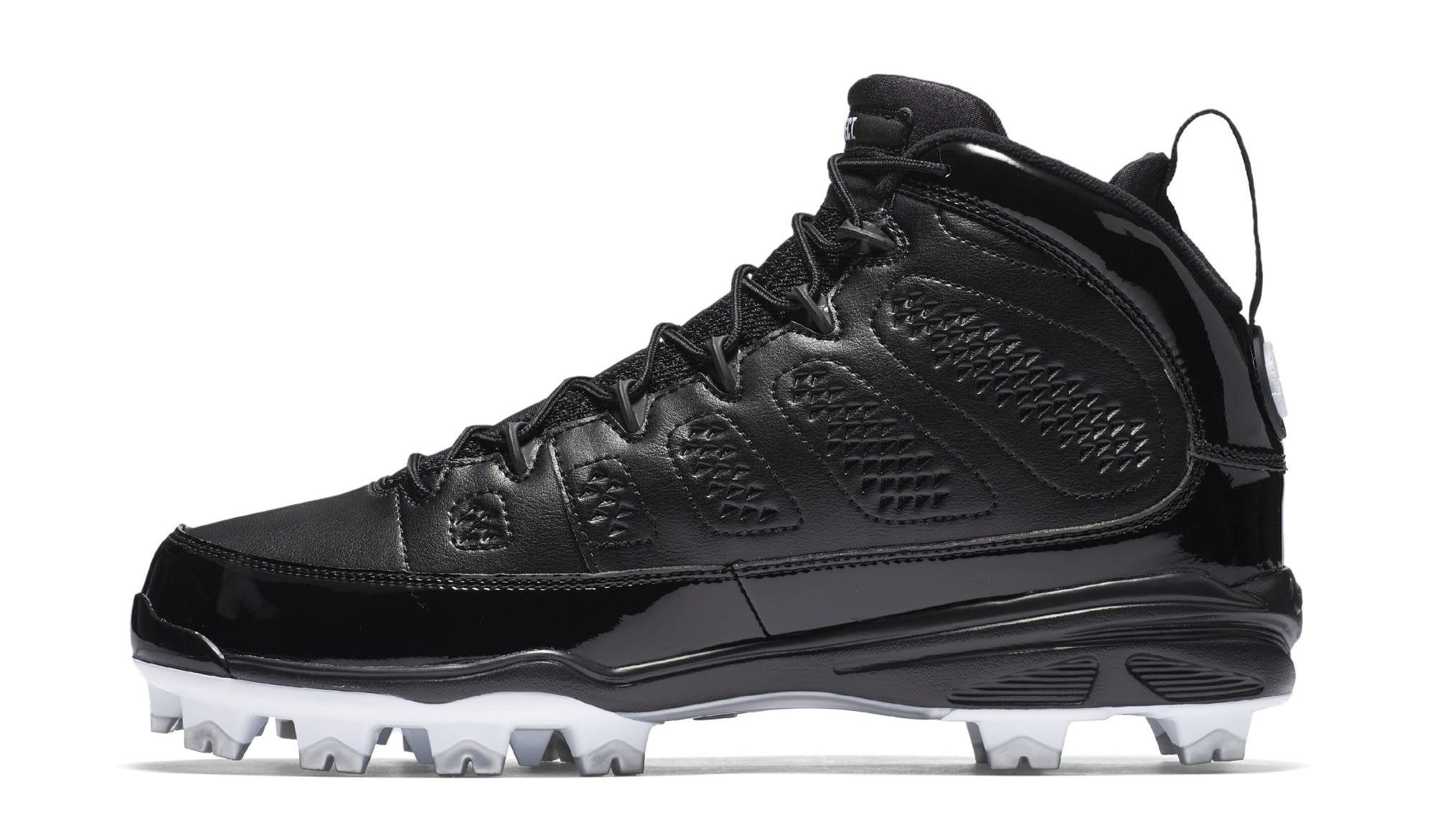 size 9 cleats