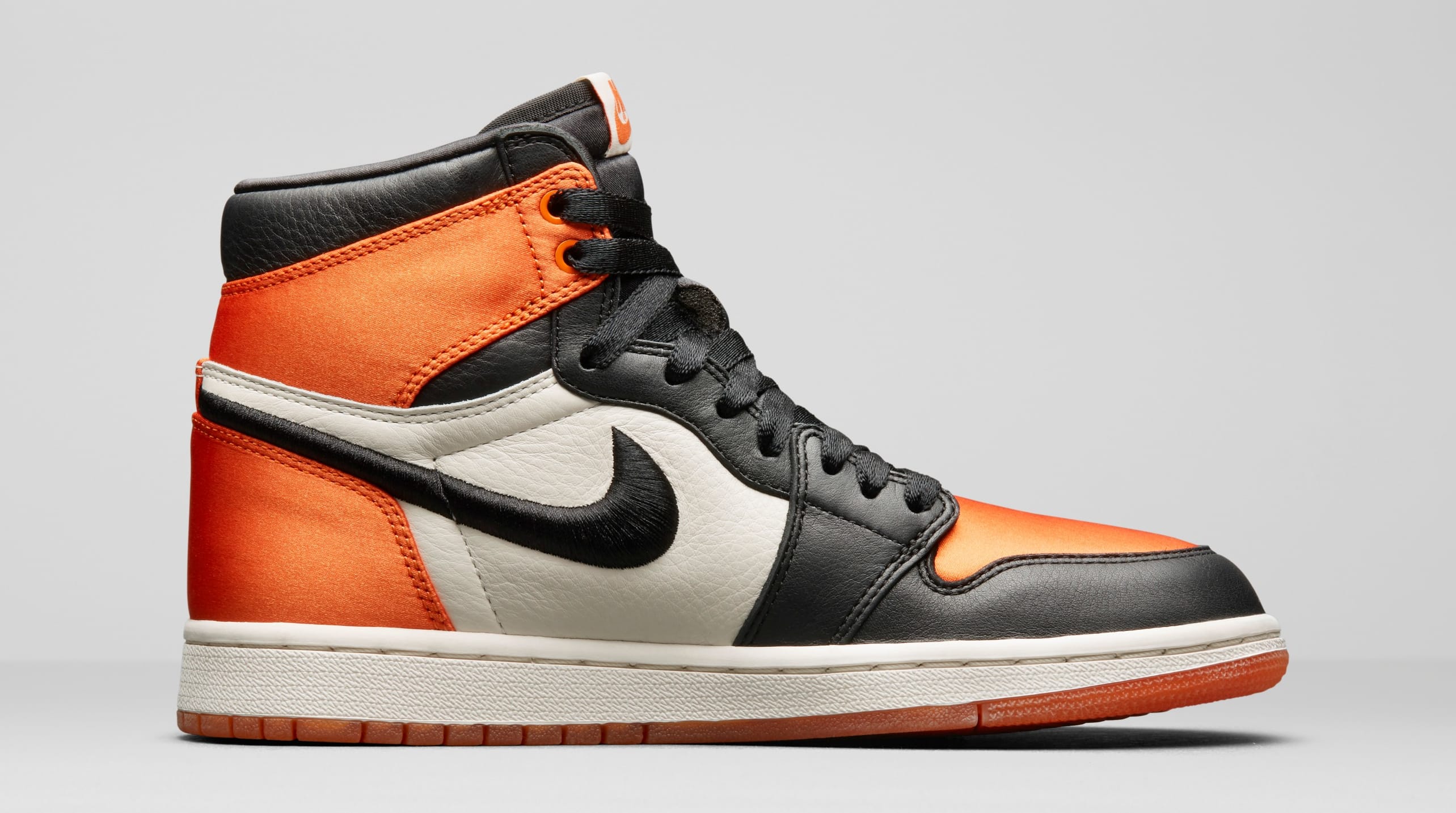 high shattered backboard 1s