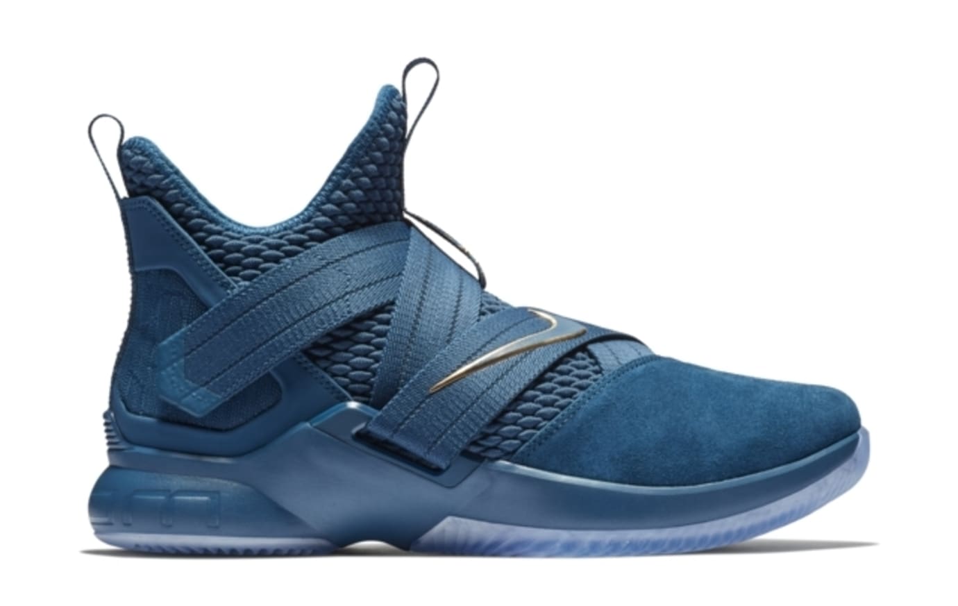 lebron soldier 12 the academy