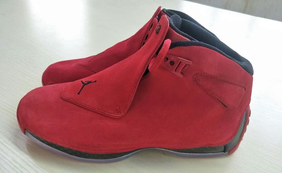 Air Jordan 18 Toro