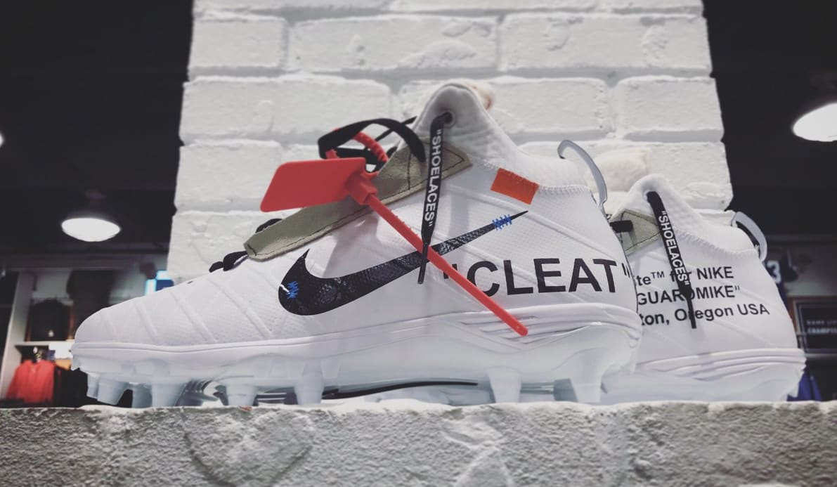 nike spikes off white