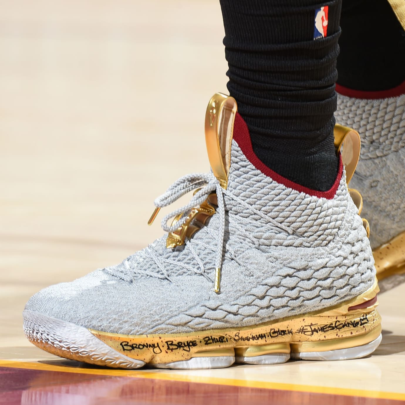 lebron 15 championship gold