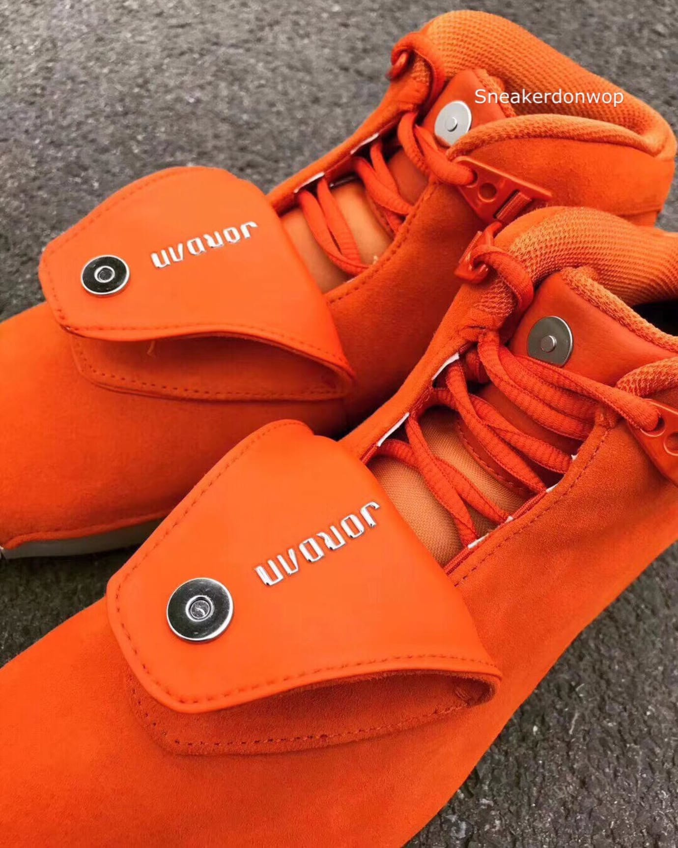 orange jordan 18s