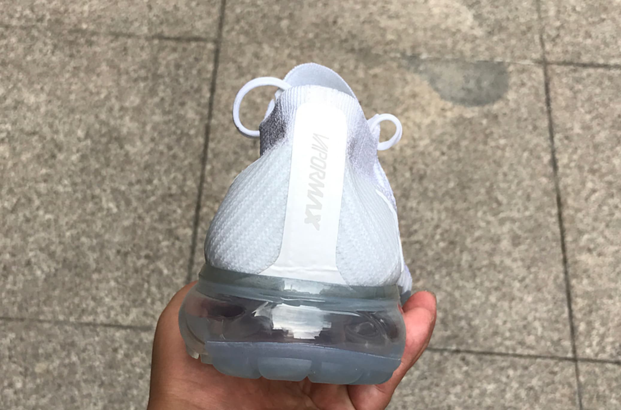 white vapormax size 4.5