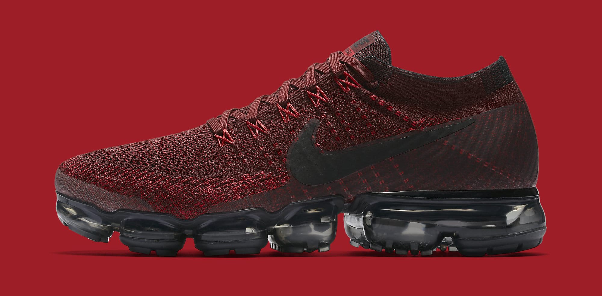 vapormax red nike