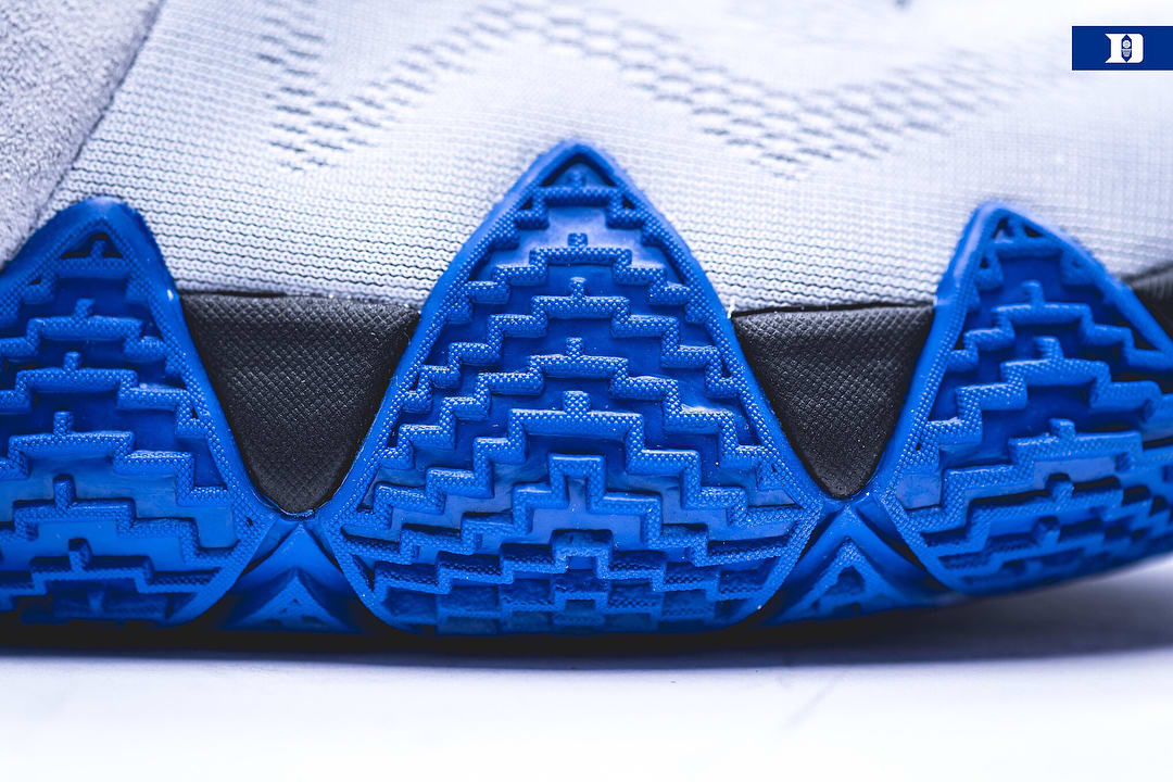kyrie pe 4