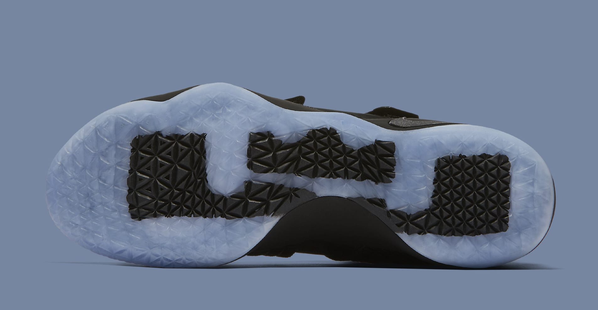 lebron strive for greatness shoes