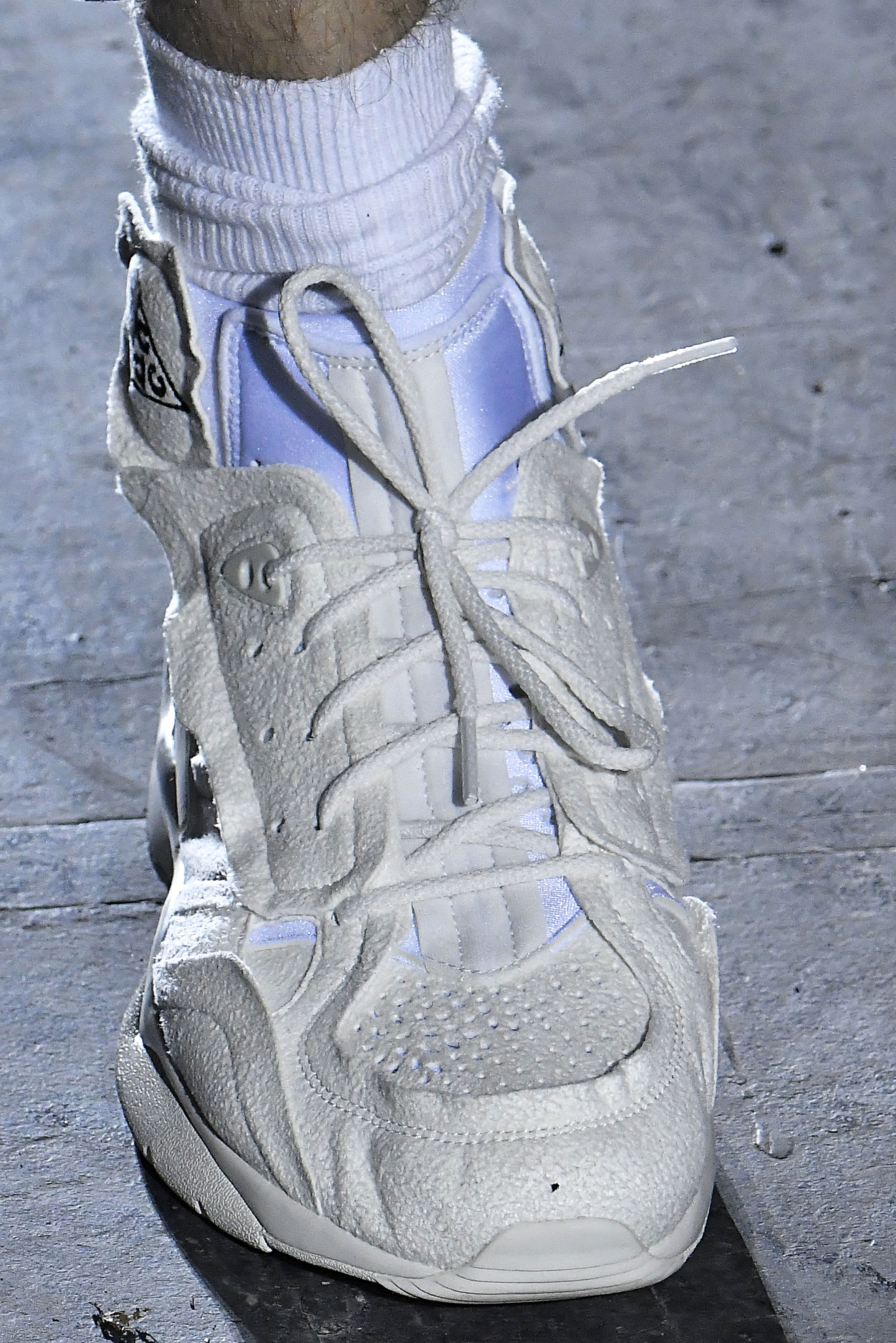 nike air mowabb comme des garcons sail
