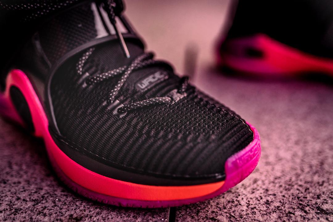li ning black shoes