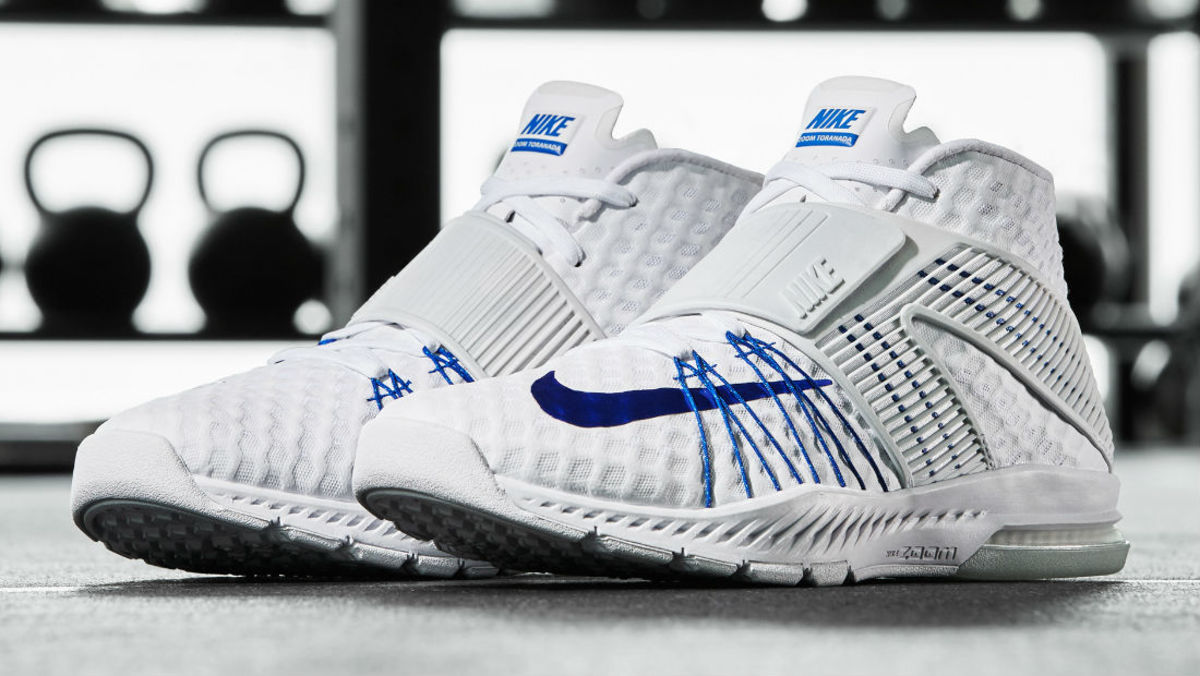 nike zoom train toranada gronk