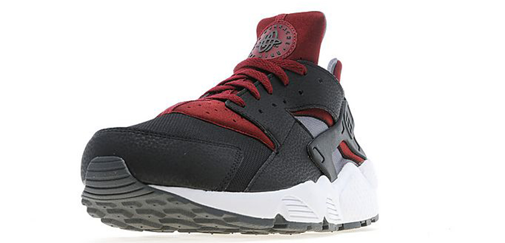 huarache black and red