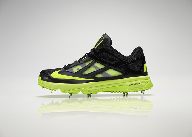 Nike lunar best sale cricket shoes