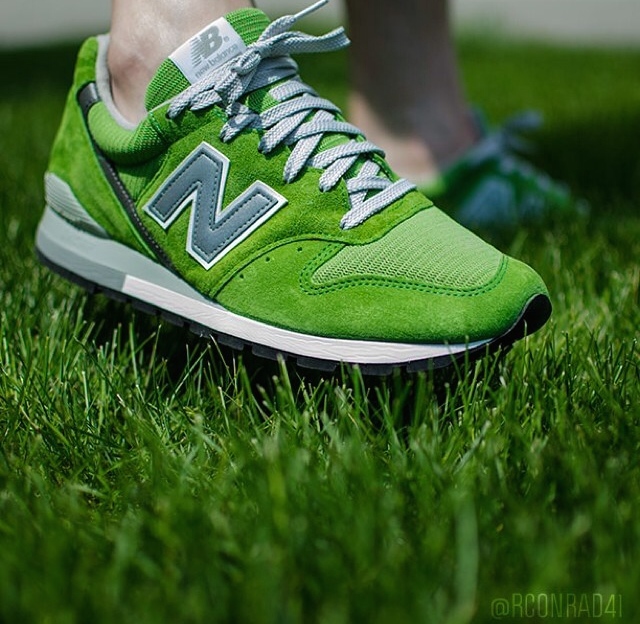 New Balance 996