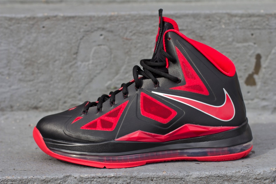 Lebron 10 best sale miami heat