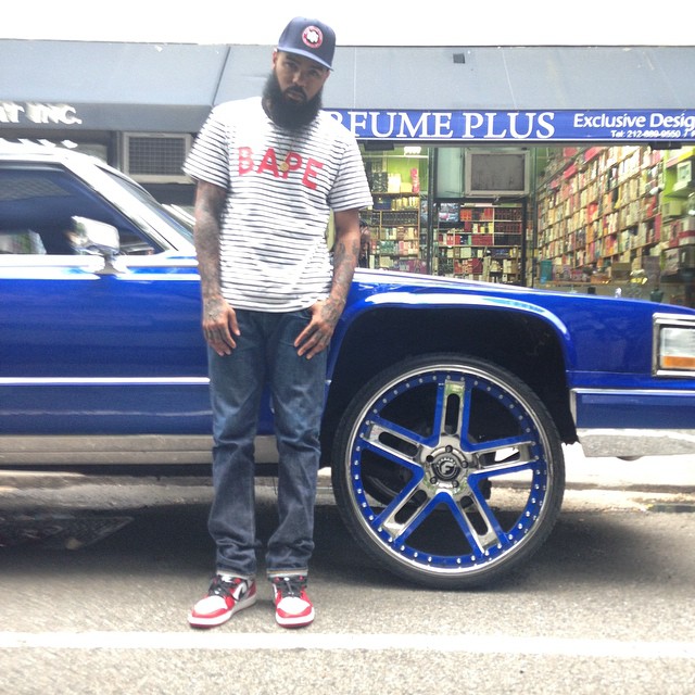 Stalley wearing Air Jordan I 1 Bulls