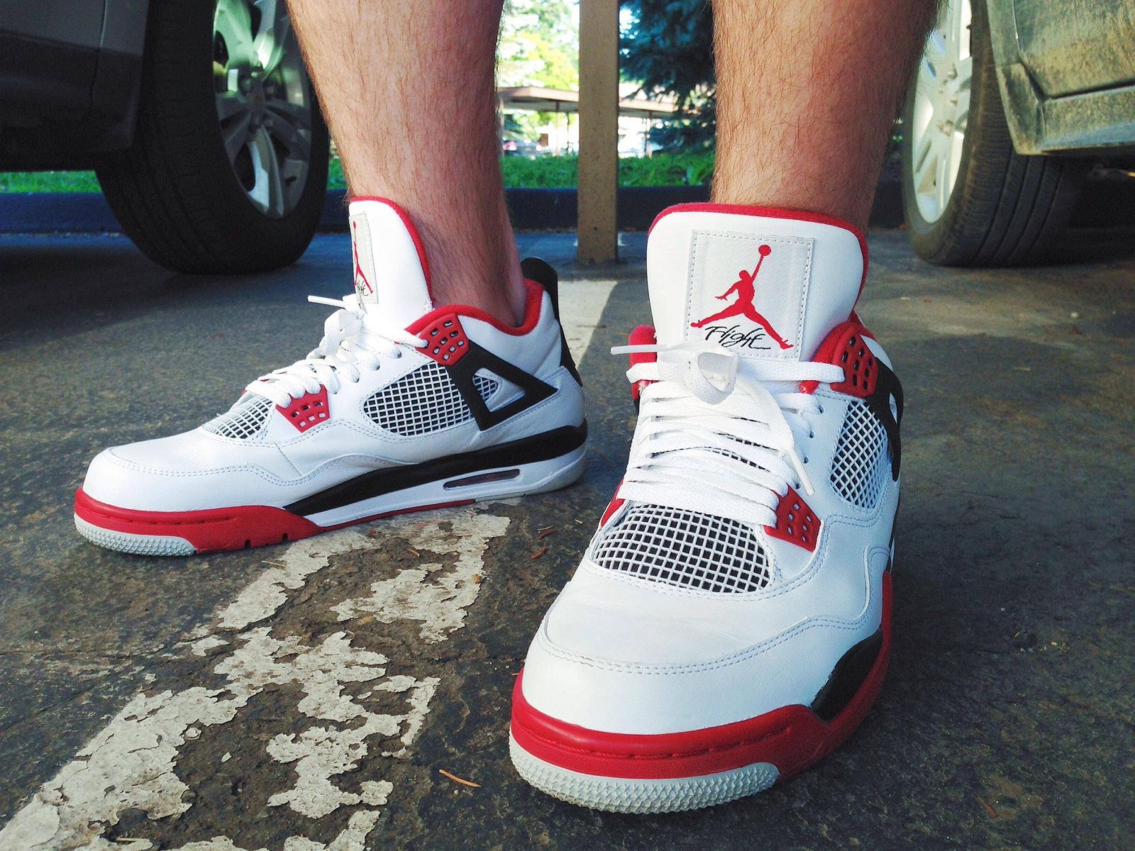 Air Jordan 4 Fire Red