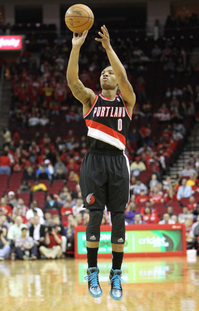 Damian lillard shoes deals game 2