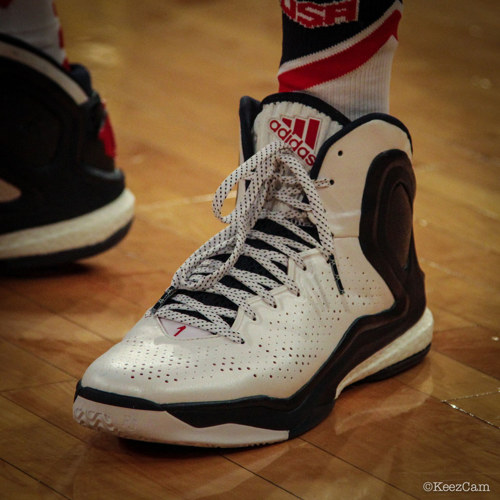 Derrick Rose wearing adidas D Rose 5 Boost USA Home