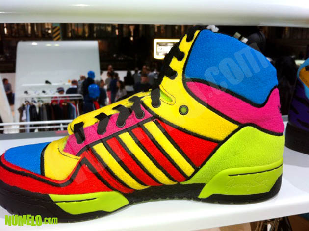 adidas wings multicolor