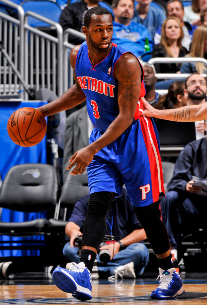 Rodney Stuckey wearing adidas Crazy Shadow