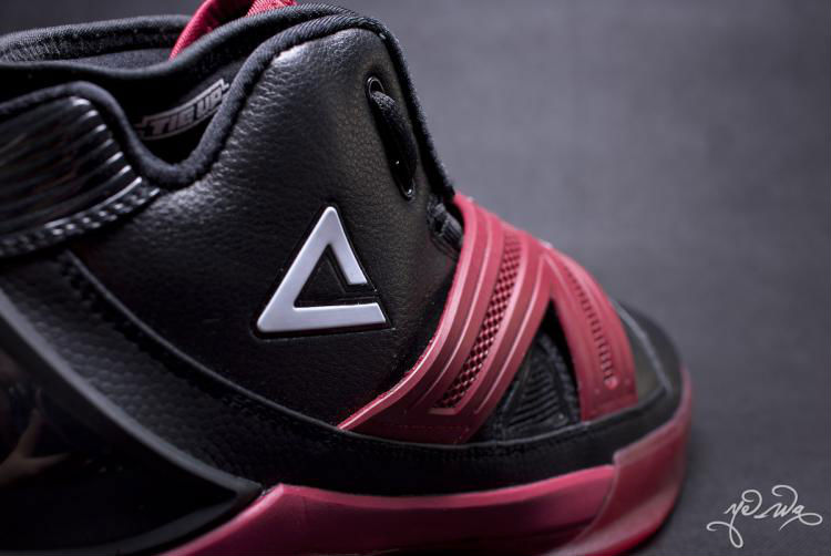 PEAK Battier VII 7 Black Red (12)