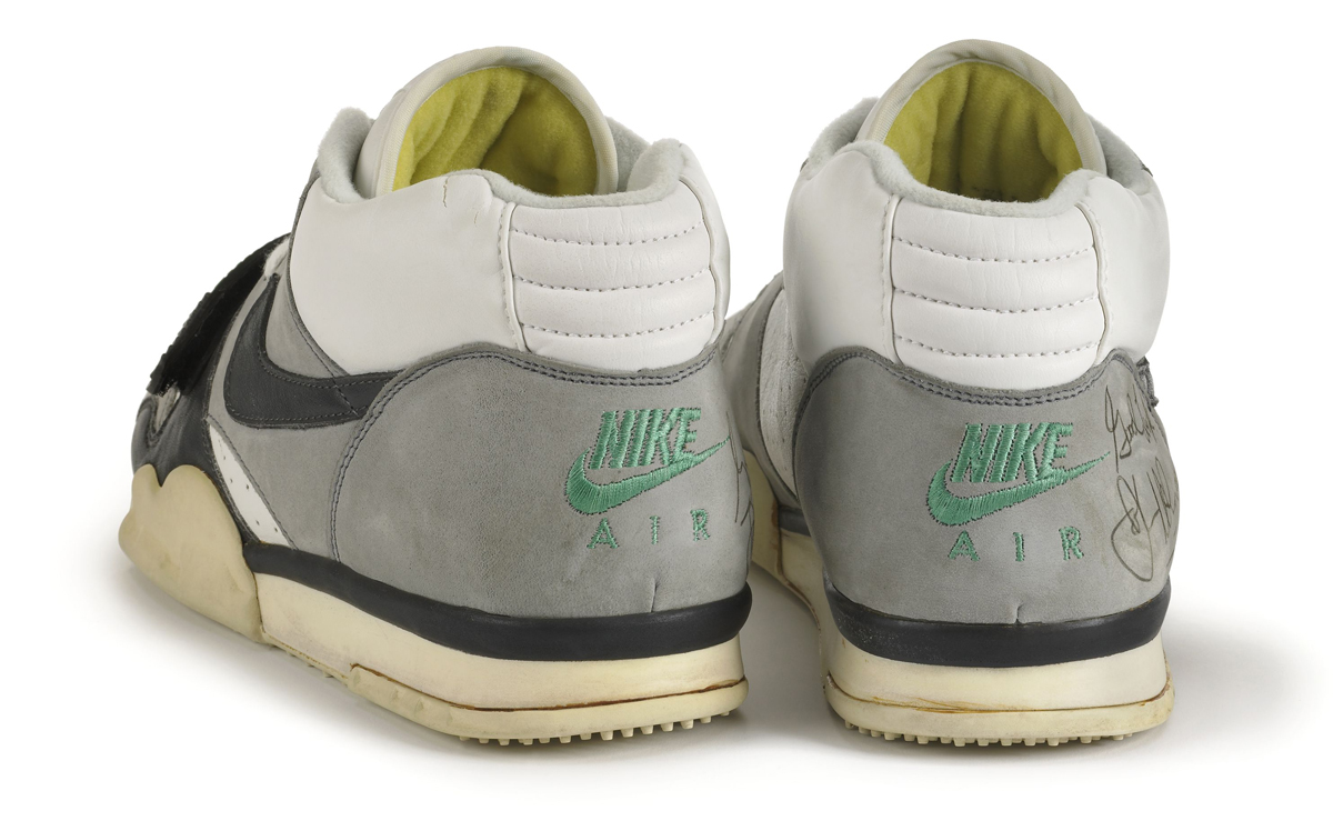 1987 nike cross trainers