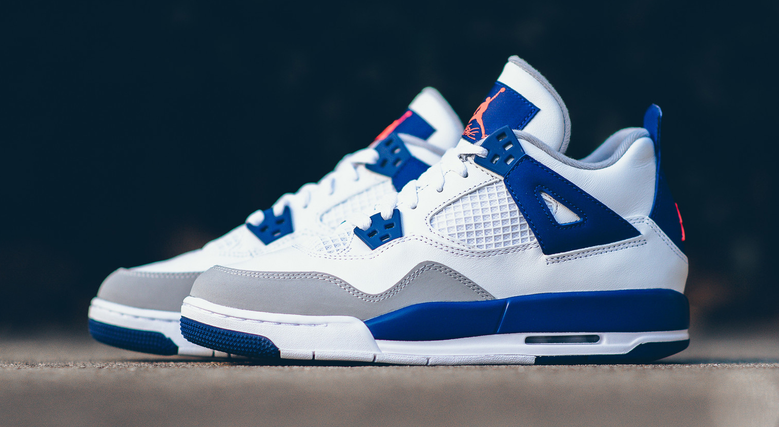 Air Jordan 4 White Orange Blue | Sole 