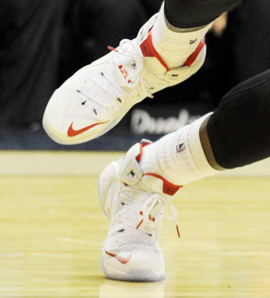 LeBron James wearing Nike LeBron XII 12 White/Red PE on December 15, 2014