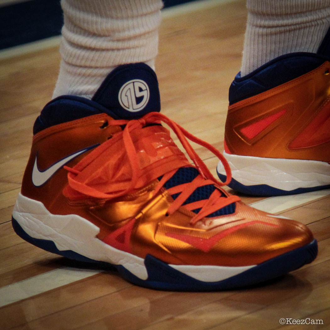 Amar'e Stoudemire wearing Nike Zoom Soldier VII 7 PE