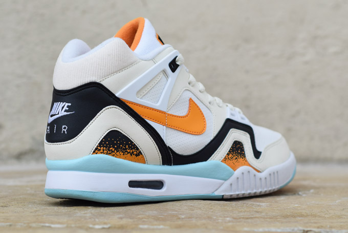 Nike Air Tech Challenge II Kumquat Heel