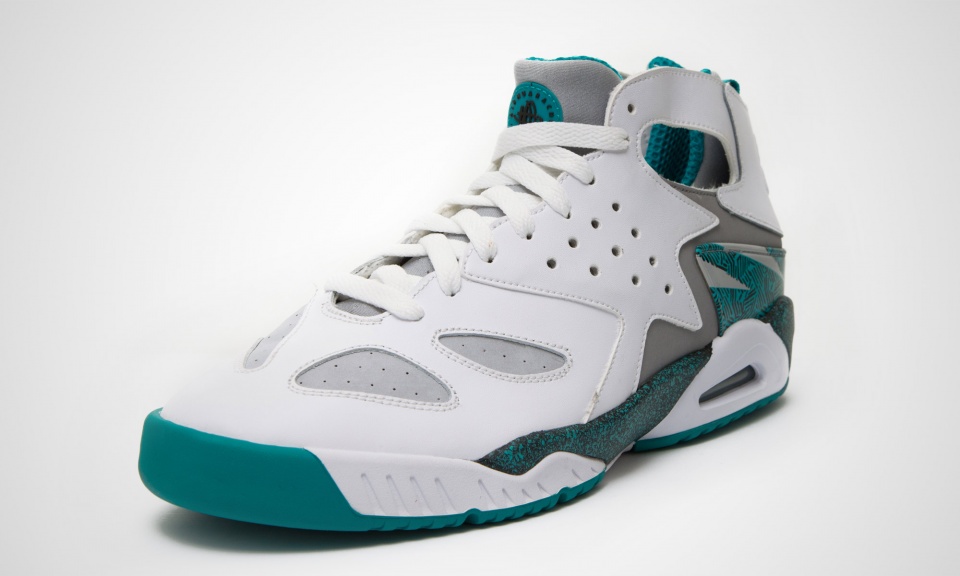 nike air tech challenge huarache turbo green