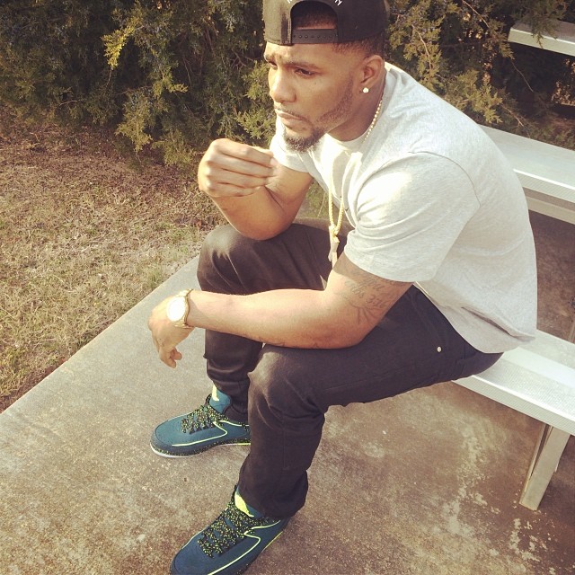 Dez Bryant wearing Air Jordan 2 Nightshade