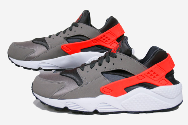 crimson huaraches