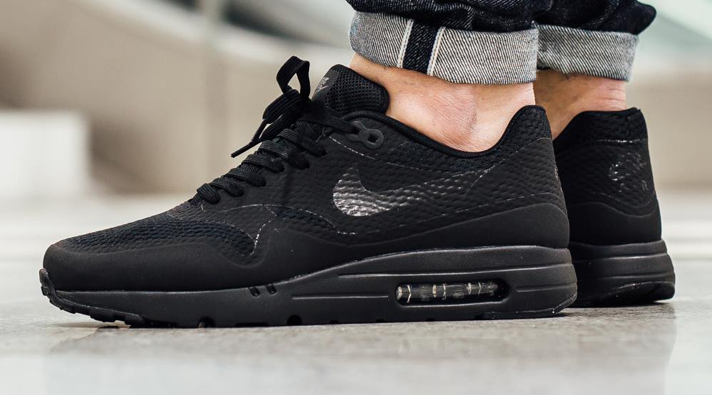 nike air max ultra black