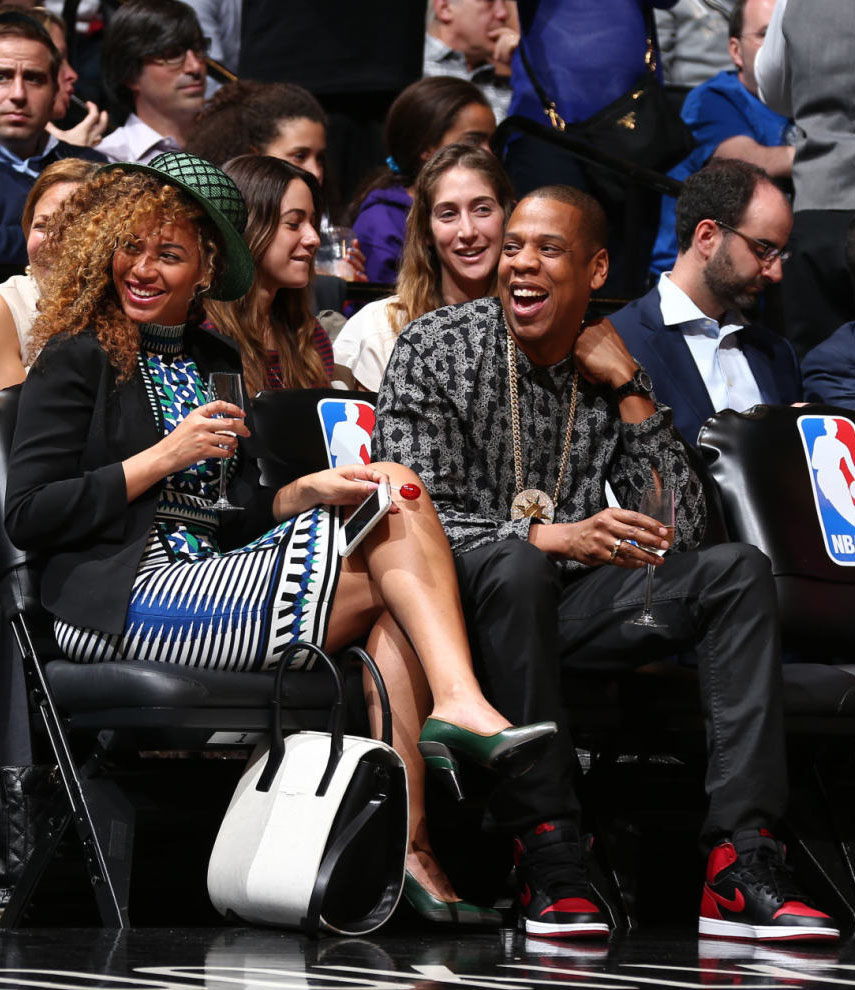 jay z wearing jordans