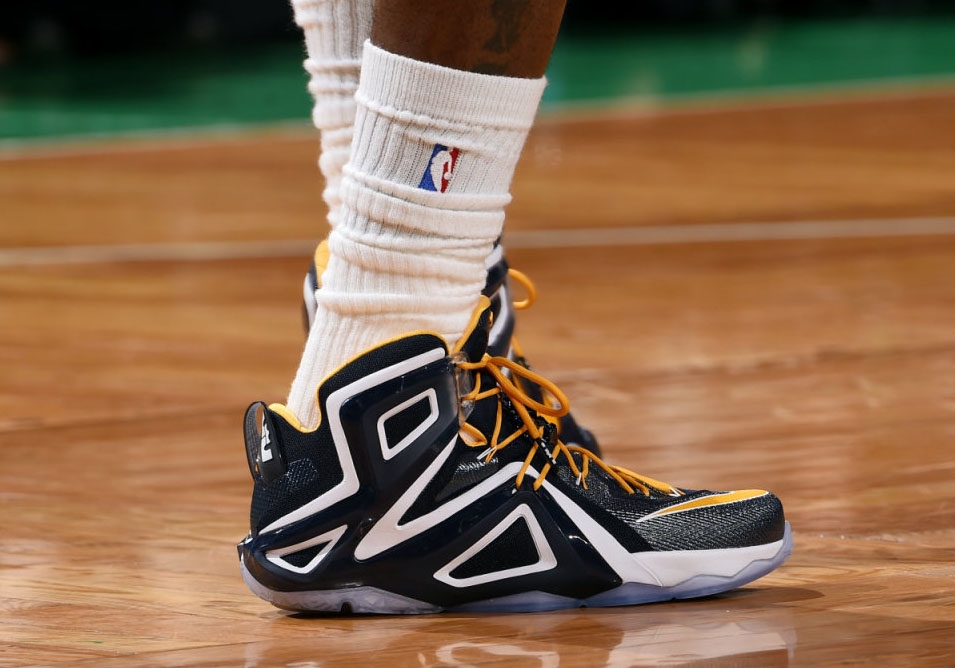 #SoleWatch: LeBron James Debuts a New Nike LeBron 12 Elite PE in Game 3 ...