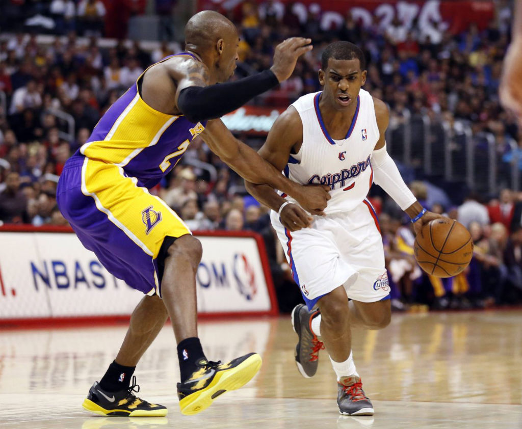 Kobe Bryant wearing Nike Kobe 8 System Sulfur (2)