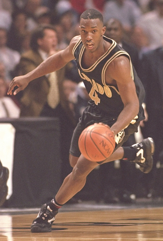 Sneaker Watch: Most Memorable College Basketball Sneakers