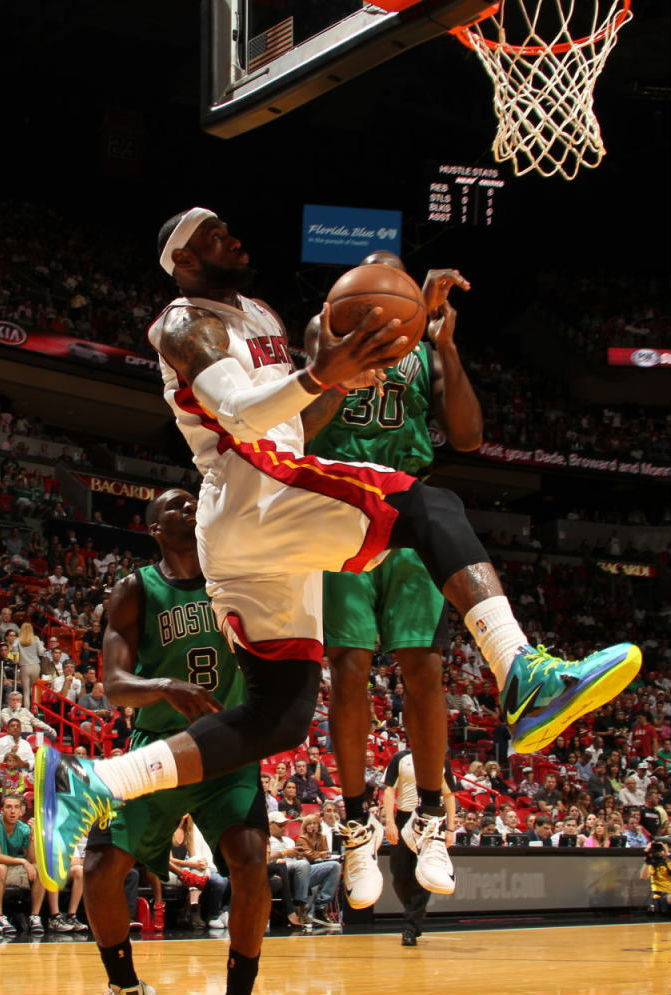 LeBron James wearing Nike LeBron X PS Elite Teal (1)