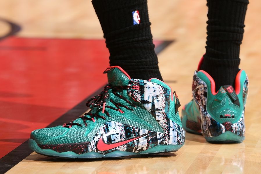 LeBron James wearing Nike LeBron XII 12 Akron Birch (2)