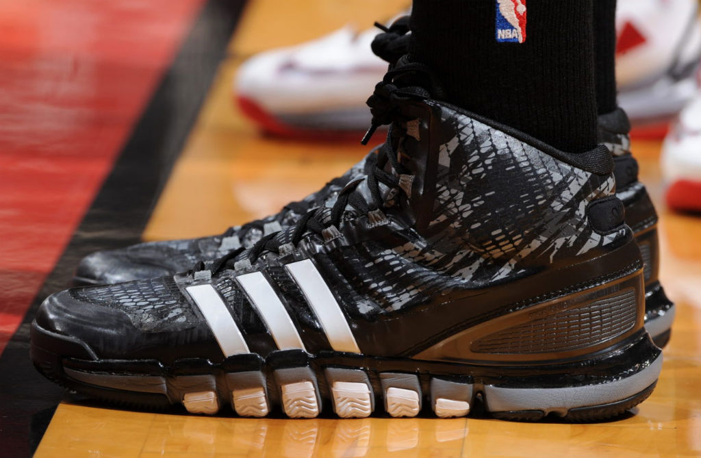 Tim Duncan Wears adidas Crazyquick PE In Game 1 (1)