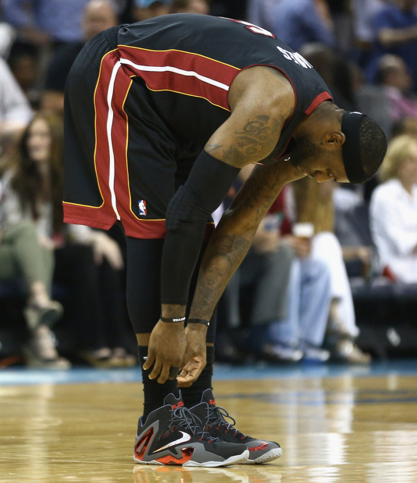 lebron james wearing lebron 11