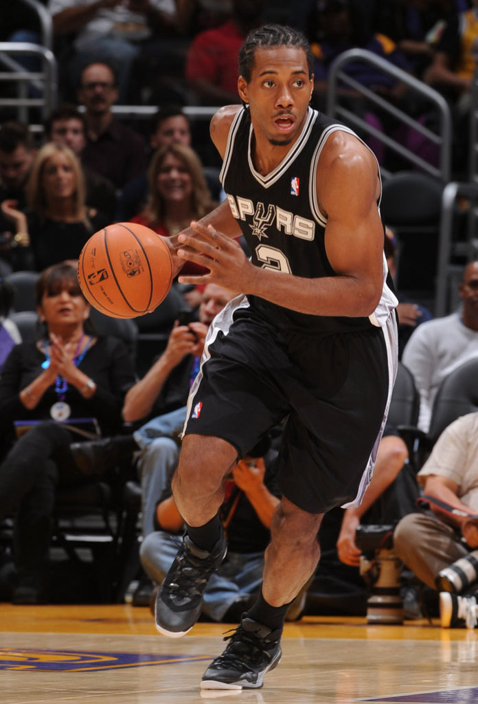 Kawhi Leonard wearing Jordan Super.Fly 2 Black