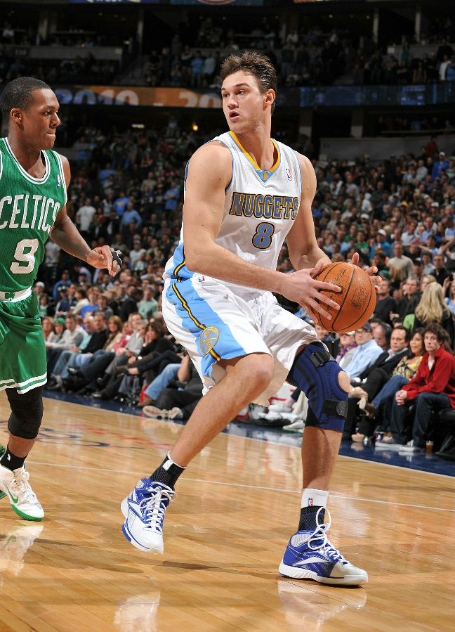 Danilo Gallinari wearing the Reebok Tempo HexRide