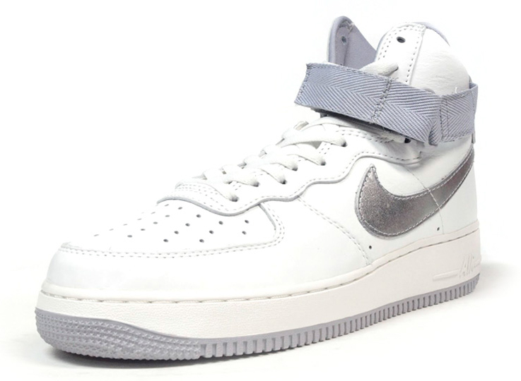 White or Grey Straps on These Nike Air Force 1s? | Sole Collector