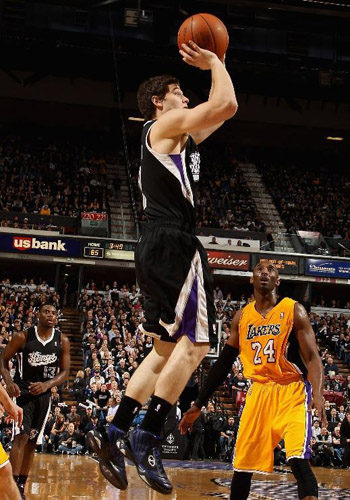 Jimmer Fredette Switches Out Of 